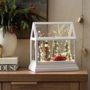 Scentsy Dashing Thru the Pines LTD Edition Holiday Warmer Christmas Red Truck